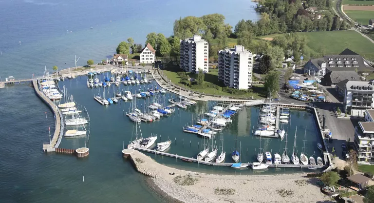 Hafen u Gelaende Bottighofen